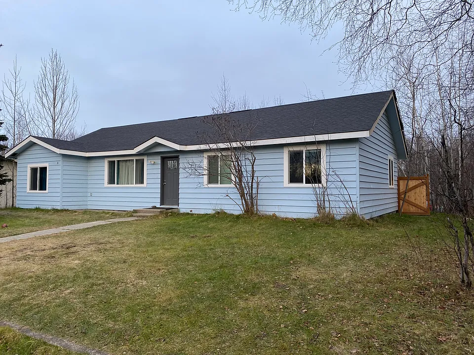 815 N Singer Ct