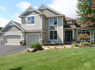 7224 Lodgepole Pt, Chanhassen, MN 55317