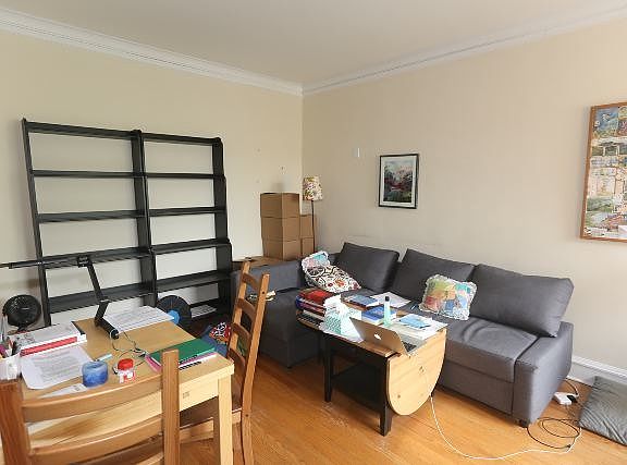 5th image of 2318 W Granville Ave #02