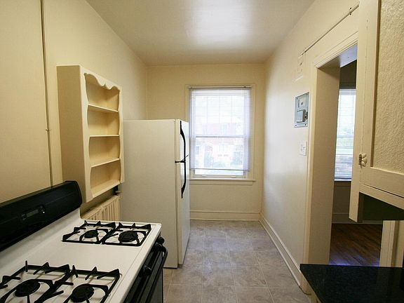 5th image of 1436 E 8th Ave APT 16