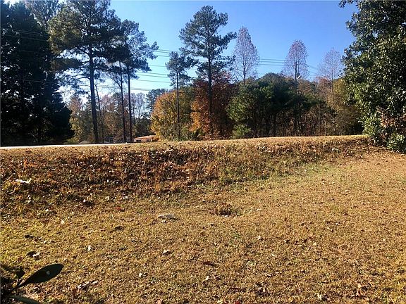 4th image of 2895 Lawrenceville Hwy