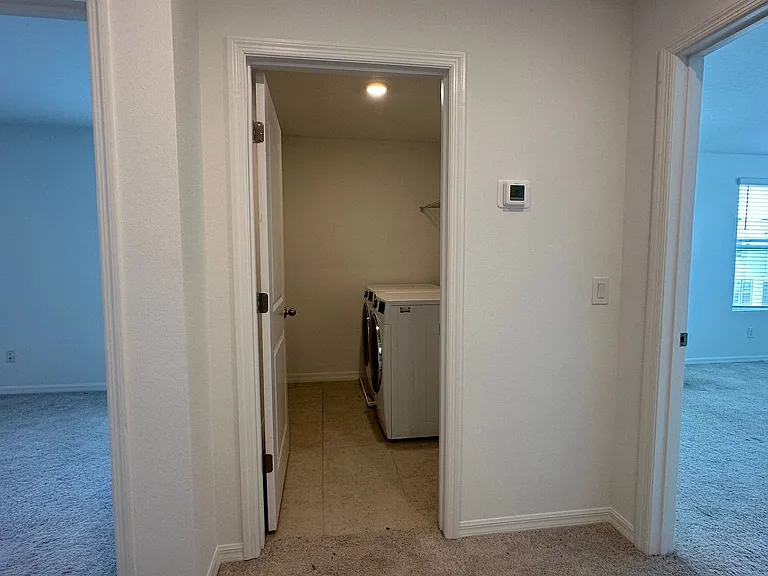 8454 Sperry St — Photo 35