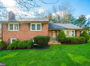 801 Wage Dr SW, Leesburg, VA 20175