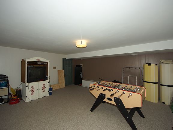 Large Bonus/Rec Room