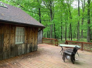 85 Back Country Rd, Paw Paw, WV 25434