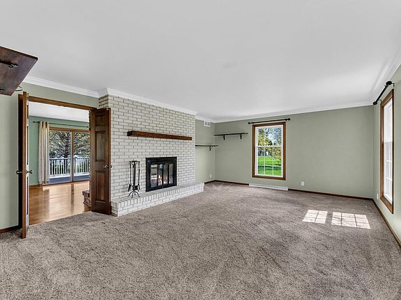 5th image of 7 Sprucewood COURT