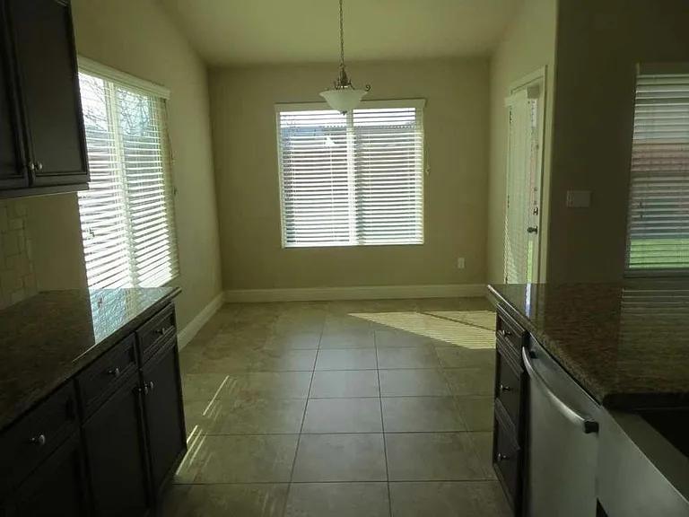 5367 N Madelyn Ave — Photo 2