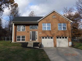 1079 Clubhouse Dr, Independence, KY