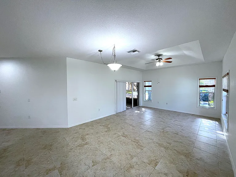 1864 Pelican Dr — Photo 2