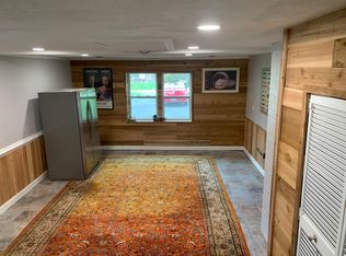 579 Allens Mill Rd, Yorktown, VA 23692