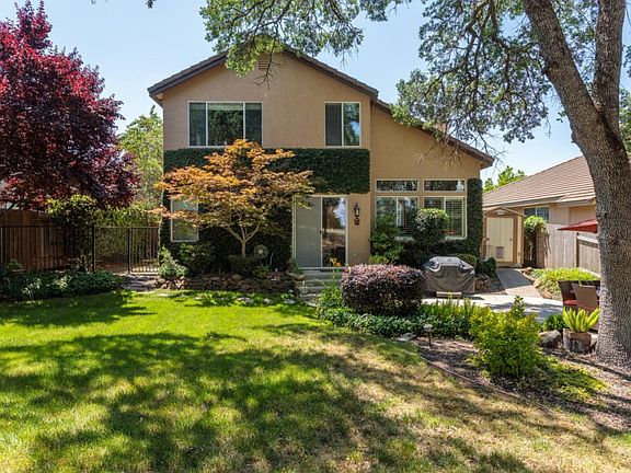 2nd image of 8048 Horncastle Ave