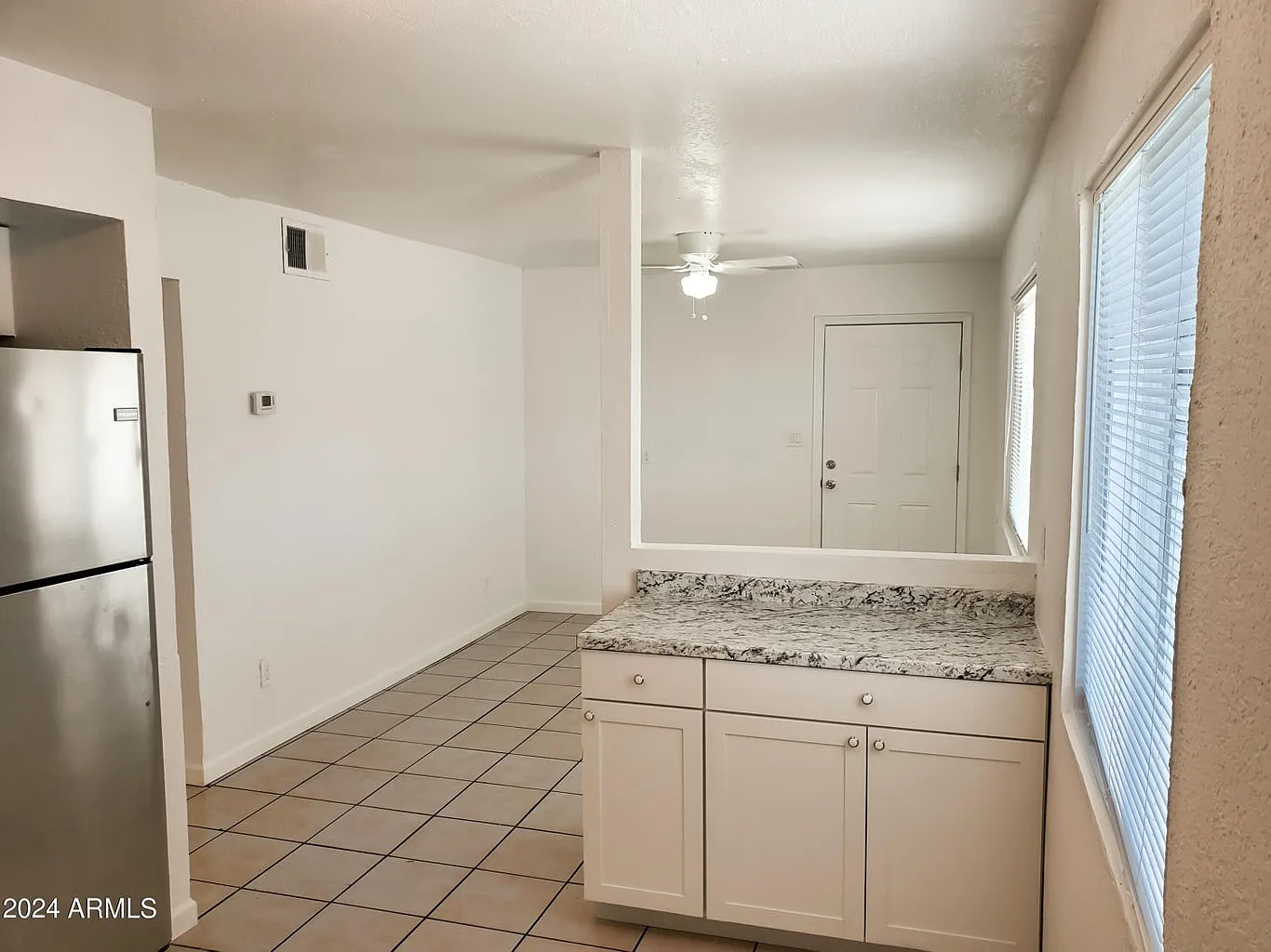 2 bed, 950 sqft, $950 — Photo 3