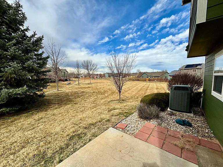 802 Waterglen Dr #D18 — Photo 21