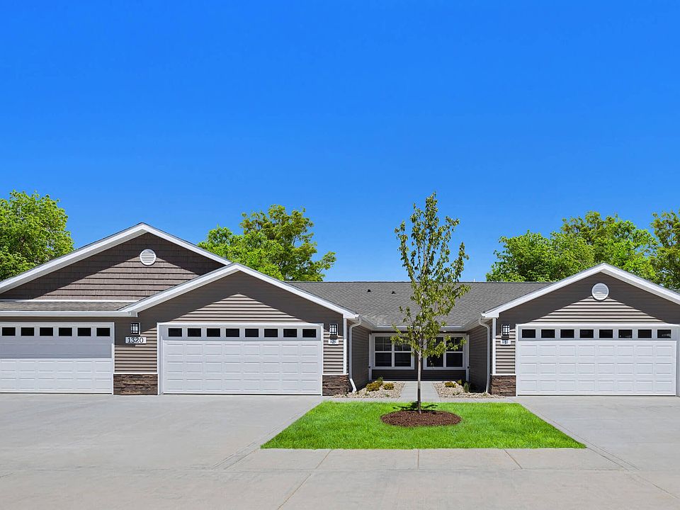 Apartments with Attached Garages