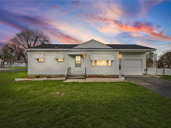292 Knapp Ave, Rochester, NY 14609