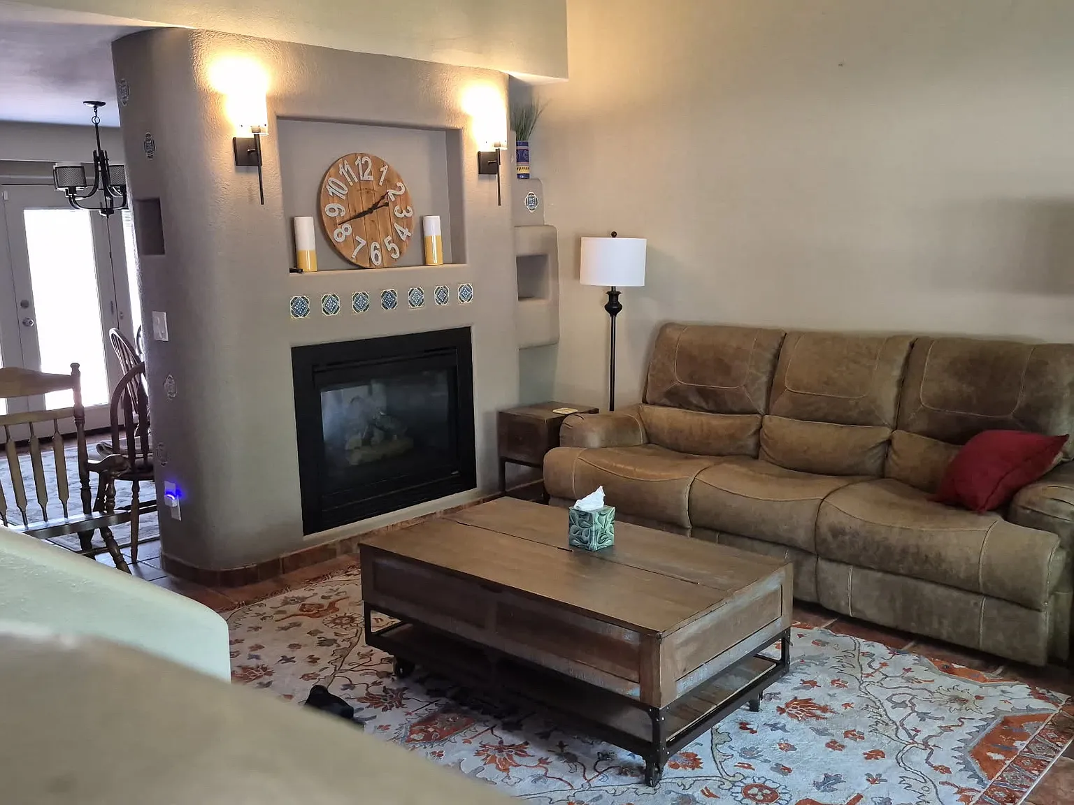 837 S Skyway Blvd — Photo 3
