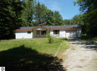 8726 Esmond Rd, Hale, MI 48739