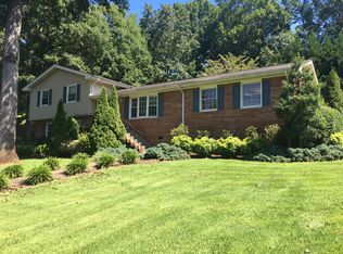 100 Ervingdale Ln, Morganton, NC 28655