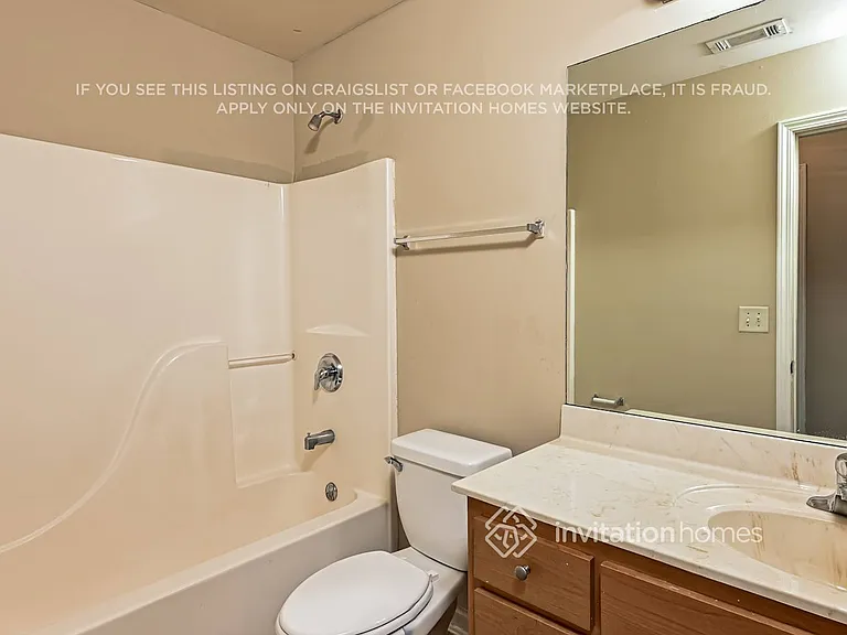 909 Lakeside Ct — Photo 15