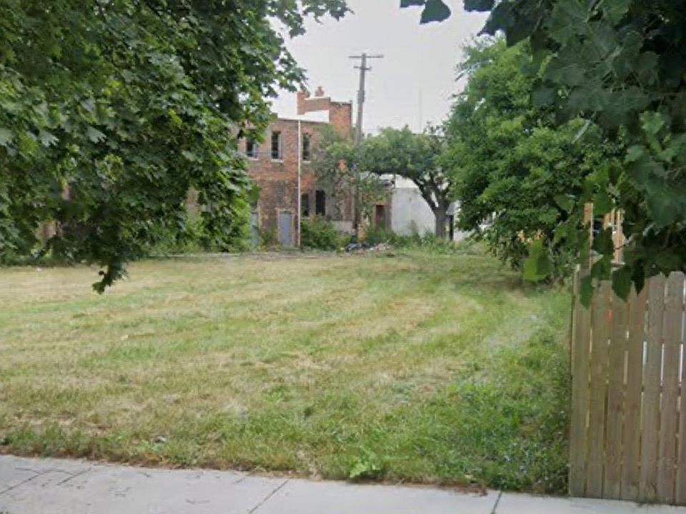 1st image of 4030 Gilbert St