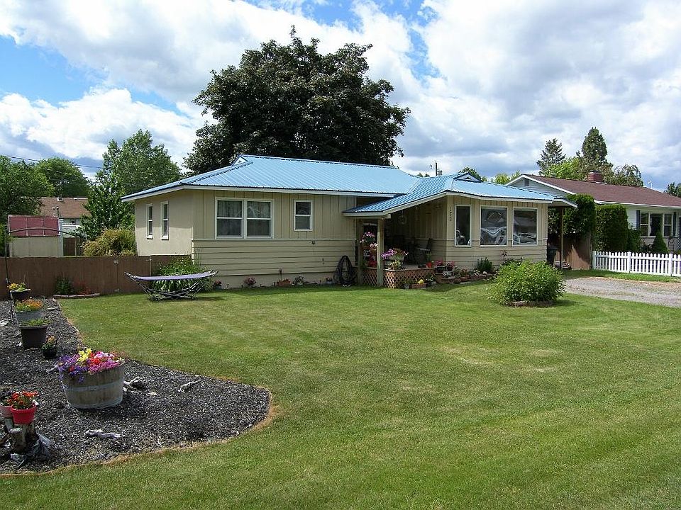 1st image of 132 N Cedar Dr