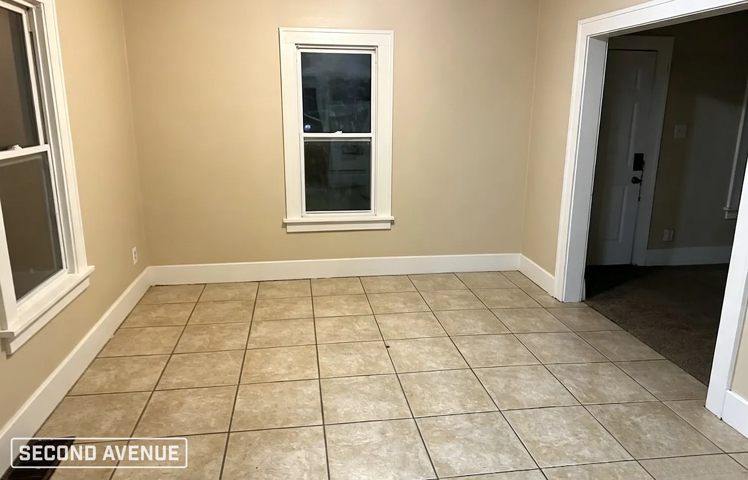 3 bed, 1.0 bath, 1144 sqft, $1,295 — Photo 3