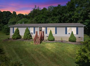 678 Peachtree Hl, Christiansburg, VA 24073