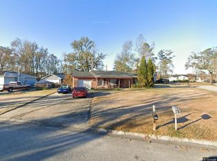 206 Columbia Dr, Ladson, SC 29456