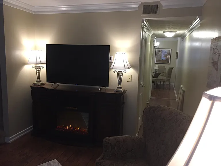 516 Lakeside Dock Dr #6 — Photo 35