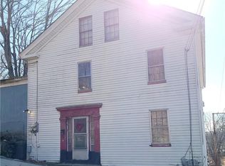 1 Bellevue St, Putnam, CT 06260