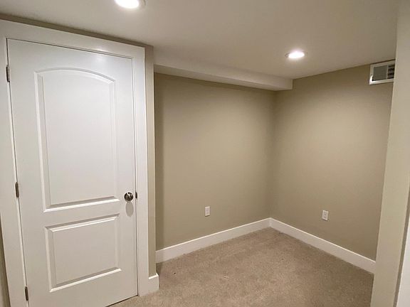 Bedroom 2 - Basement