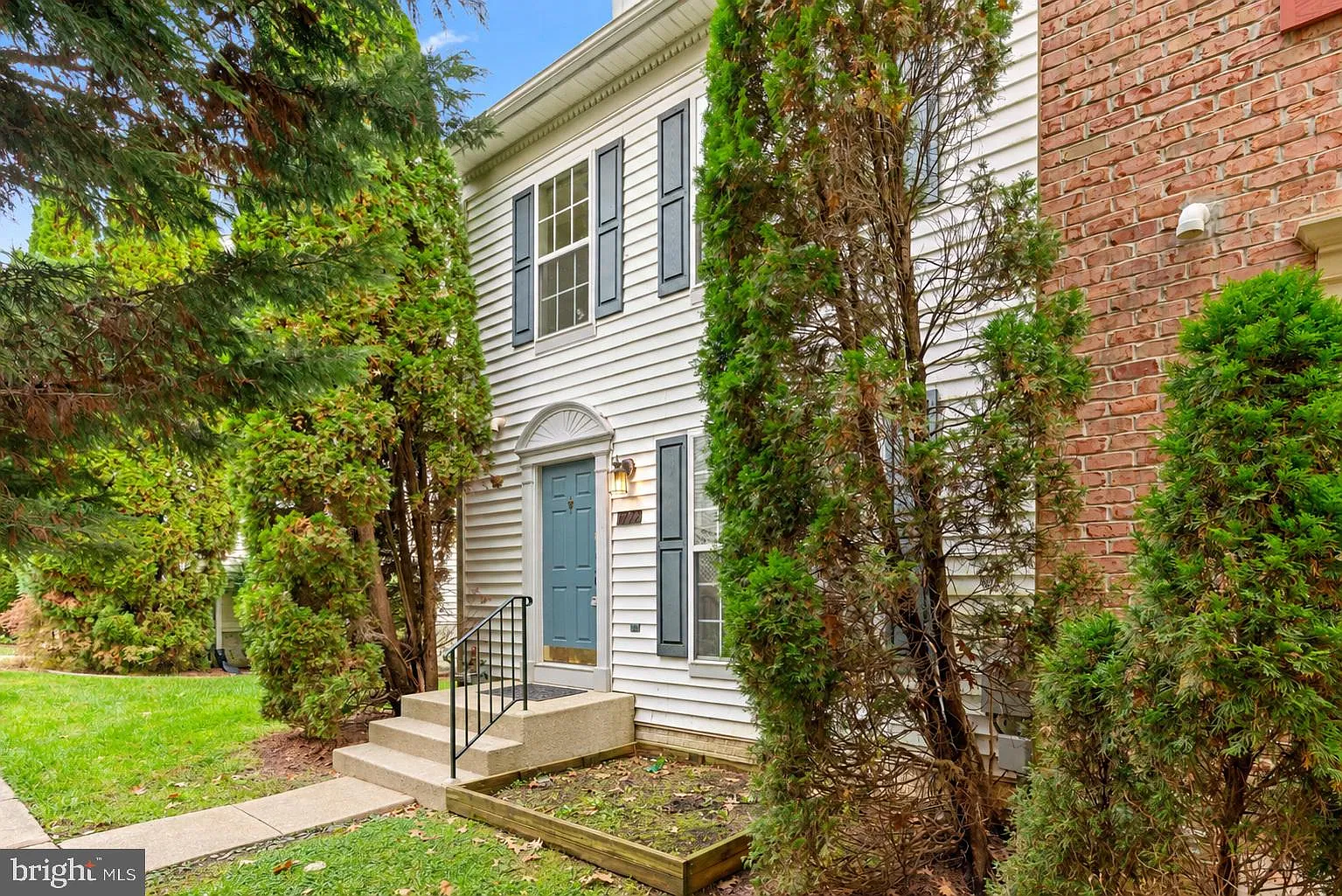 3 bed, 2.5 bath, 1572 sqft, $2,900 — Photo 3