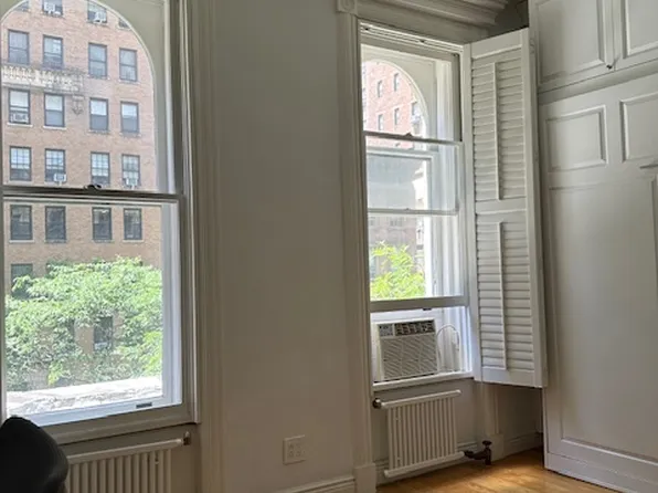 163 West 79th Street image 2 of 11