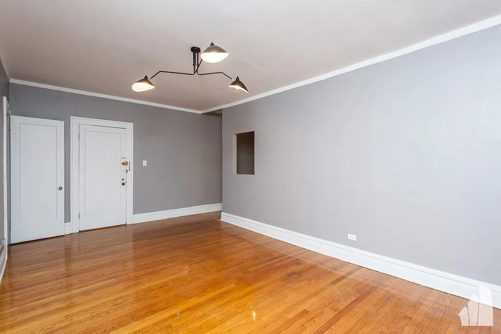 1 bed, $2,097 — Photo 4