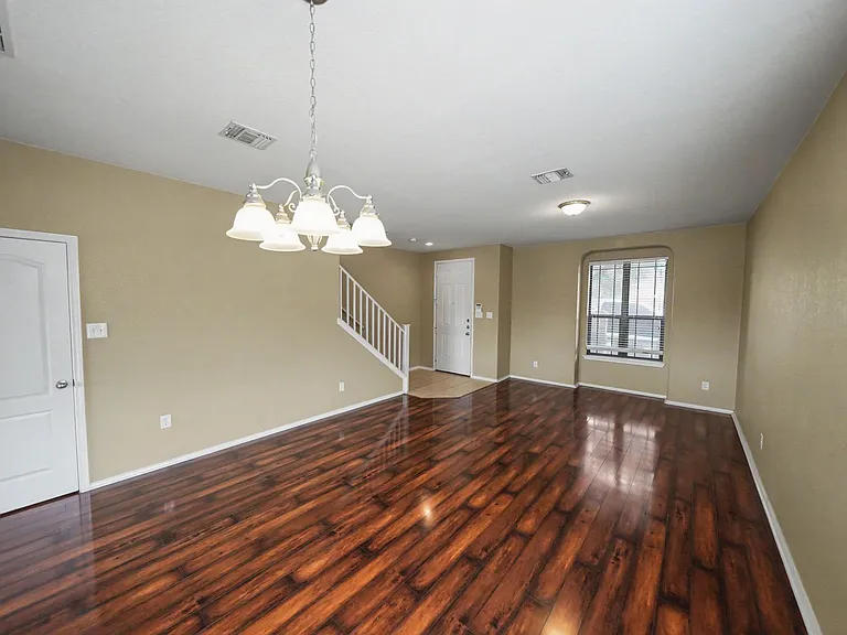 10917 Almond Crst — Photo 9