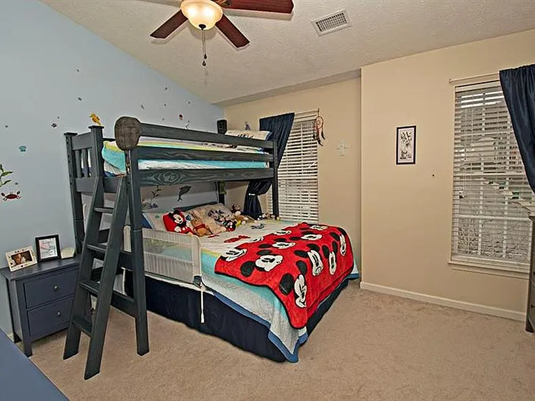 618 Village Green Blvd E — Photo 11