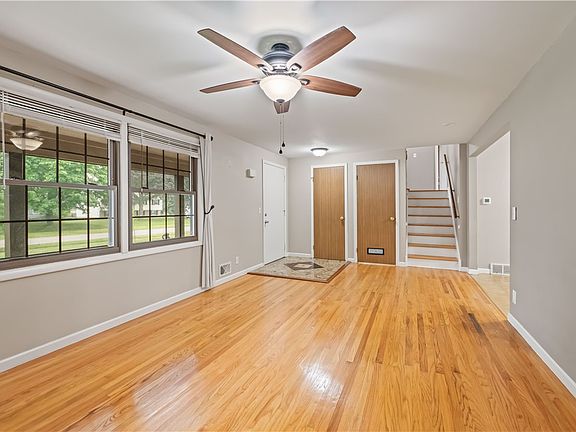 5th image of 108 Buck Hill Rd