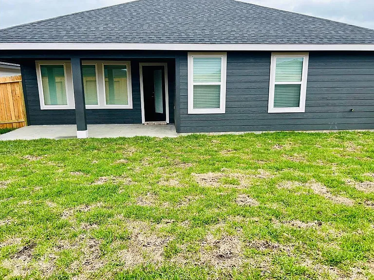 1122 Briscoe Ct — Photo 35