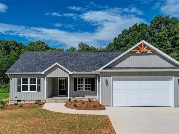 1816 Crutchfield Rd, Reidsville, NC 27320