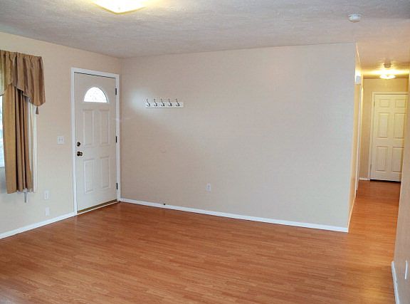 3rd image of 4070 E Spartina St