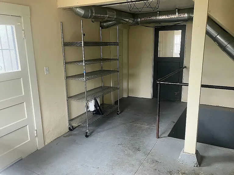 3232 Randolph Ave — Photo 53