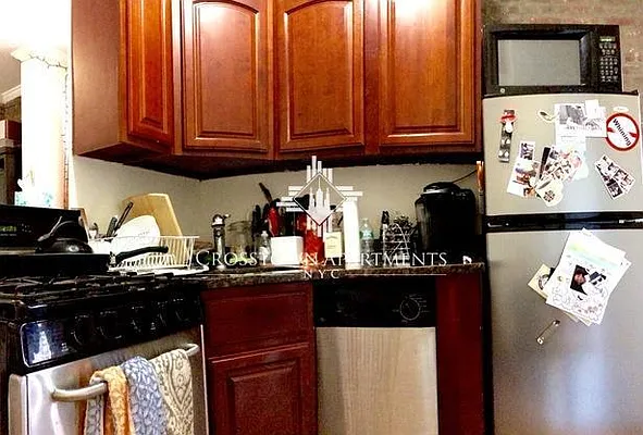 Rented by Crosstown Apartments NYC | media 11