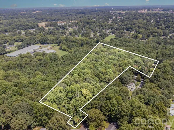 4648 Nob Hill Dr, Kannapolis, NC 28081