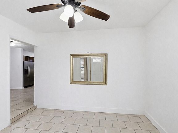 4th image of 2802 Comanche St