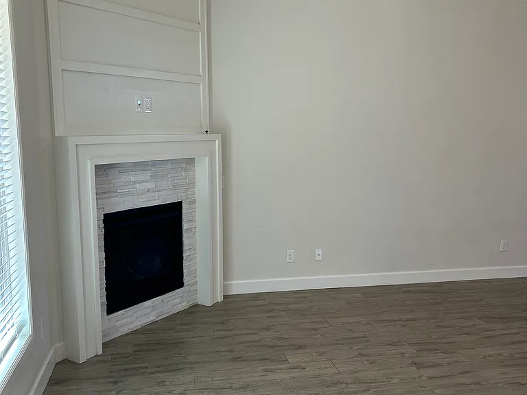 4312 NW 155th Pl — Photo 9