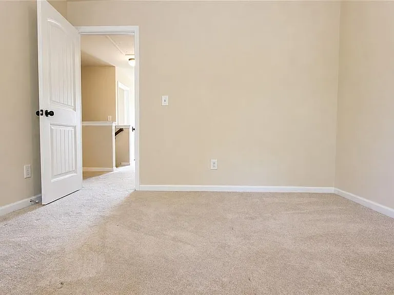 5817 Park Point — Photo 25
