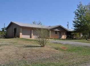 1606 Lakeview Dr, Newcastle, OK 73065