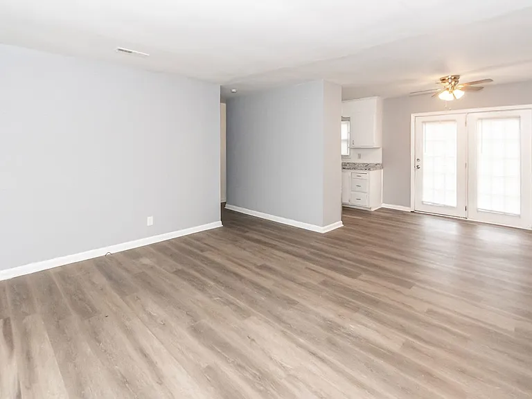 2914 Charlene Dr — Photo 5