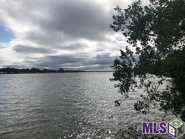 2nd image of 7684A False River Rd