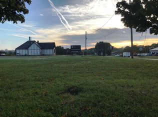 220 Maple Ave, Terre Haute, IN 47804